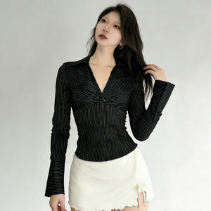 Blusa Elegante de Mujer con Cuello en V, Manga Larga, Cintura Ajustada y Rayas Tejidas, Estilo Francés para Oficina - Product Image 2