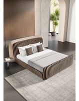 Cama de Tela Estilo Italiano Fendi, Cama de Punto a Rayas Blancas y Negras, Cama de Terciopelo de Alta Gama para Villa, Cama Doble de Madera Maciza
