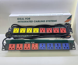 PDU Universal para Rack de 20V 1U 19 Pulgadas y 8 Vías con Interruptor de Encendido/Apagado para Equipos de TI en Rack de Red - Product Image 3