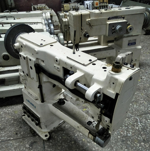 Máquina de Coser Industrial Juki DSC-246 Usada en Japón, de Boca Pequeña, para Materiales Gruesos de Cuero - Product Image 2