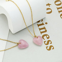 Collar de Corazón de Jade con Cristal Rosa y Baño de Oro de 18k, en Acero Inoxidable Resistente al Agua y al Deslustre, con Logotipo Personalizado, para Mujer