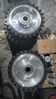 Roue de polissage en caoutchouc rainurée en métal et en bois personnalisée pour meuleuse à bande de ponçage, pièces de rechange, roue de contact en caoutchouc solide