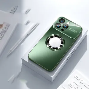 자동 초점 카메라 렌즈가있는 AG 유리 케이스 iPhone 15 pro max 용 마그네틱 폰 커버가있는 젖빛 케이스