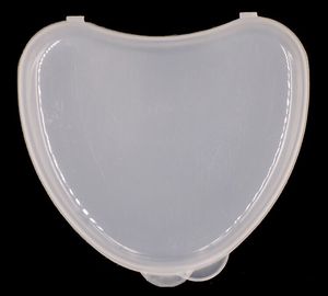 Caja de soportes de retención de alineador de <span class=keywords><strong>protector</strong></span> <span class=keywords><strong>bucal</strong></span> de plástico dental portátil compacto - Product Image 5