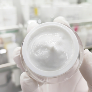 <span class=keywords><strong>Masque</strong></span> facial en argile nettoyante à l'extrait de plantes semi-finie 1KG 5KG, affinant les pores, hydratant, apaisant, texture douce, OEM - Product Image 1