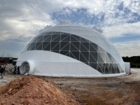 Dôme géodésique transparent pour le glamping en plein air, tente igloo écologique, maison dôme modulaire préfabriquée pour les loisirs en famille