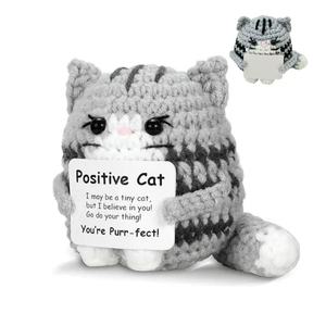 Mini Giocattolo Divertente per Gatti in Lana Lavorata a Maglia con Cartellino, Nuova Simpatica Bambola all'Uncinetto, Regalo per Alzare il Morale, Decorazione e Incoraggiamento - Product Image 1