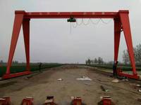 Grue portique de levage de poutres de pont en béton préfabriqué, capacité nominale 1-10 tonnes, pour usage extérieur, portée de levage max. 10 m, palan de construction
