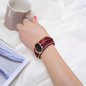 Bracelet en cuir avec breloque plume, logo personnalisé, unisexe, style industriel, couleur durable, géométrique, tendance, pour la fête, vente en gros - Product Image 3