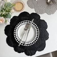 Set de 4 dessous-de-plat circulaires en cuir motif feuille de tortue, style INS, isolants thermiques, imperméables et gaufrés, pour mariages, festivals et Noël