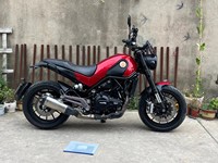 Benelli Leoncino 500 Retro Scrambler 500cc Moteur EFI Suspension Réglable Affichage Numérique Vitesse Maximale >180km/h. pour