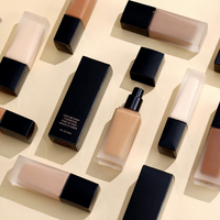 Vente en gros OEM, fond de teint liquide mat vegan personnalisé, teint foncé, 18 couleurs, en vrac, étiquette privée