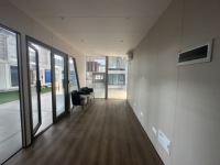 Maison capsule spatiale préfabriquée mobile extensible en acier, de luxe moderne, avec mécanisme de docking modulaire et protection environnementale