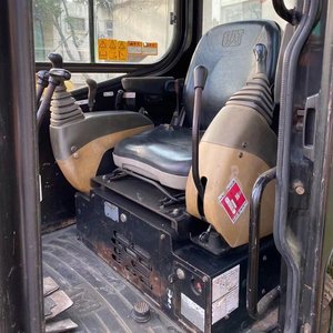 รถขุดไฮดรอลิก CAT 307C มือสอง เหมาะสำหรับงานก่อสร้างเทศบาล งานขุดดิน และงานจัดสวน - Product Image 6