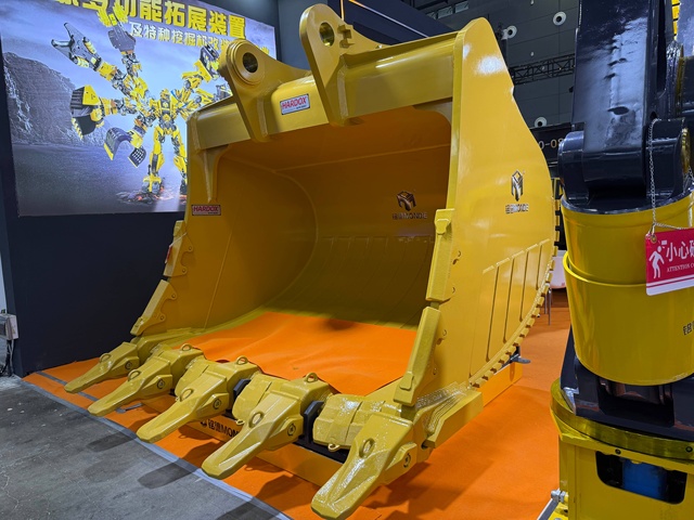 MONDE Industrial Mining Bucket for Excavator Heavy Rock Excavation