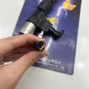หัวฉีดน้ำมันเชื้อเพลิง SK200-8 J05E ชิ้นส่วนรถขุดชุดหัวฉีด095000-6353 VH23670E0050 23670-E0050 - Product Image 4