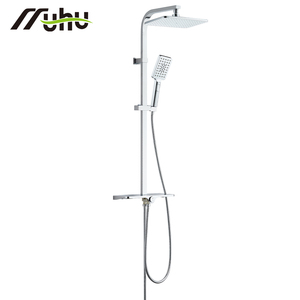 Set Colonna <span class=keywords><strong>Doccia</strong></span> Quadrata Cromata Montata a Parete in Acciaio Inox <span class=keywords><strong>con</strong></span> <span class=keywords><strong>Doccetta</strong></span> Regolabile <span class=keywords><strong>e</strong></span> <span class=keywords><strong>Soffione</strong></span> a Pioggia - Product Image 2