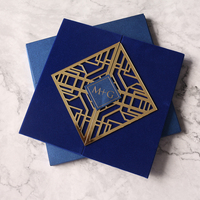Chine vente en gros velours bleu couverture rigide avec miroir doré acrylique monogramme Logo personnalisé velours Invitations de mariage
