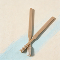 Brosse à dents plate jetable pour hôtel, prix bas, idéale pour les voyages, pratique, pré-encollée, en plastique, sans logo