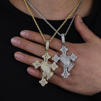 Collier pendentif visage sculpté portrait avatar 3D micro-pavé de zircon, bijoux hip-hop pour hommes, style exagéré, vente en gros