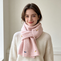 Écharpe d'hiver tricotée 2026 pour femmes et filles, motif mignon de teckel brodé, confortable, chaude et épaisse