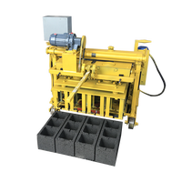 Machine à fabriquer des blocs de ciment QT40-3 à faible investissement pour la production de briques