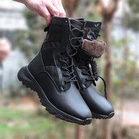 Bottes tactiques d'hiver avec doublure en fourrure pour la chaleur et le confort, tige en cuir souple pour la randonnée, antidérapantes