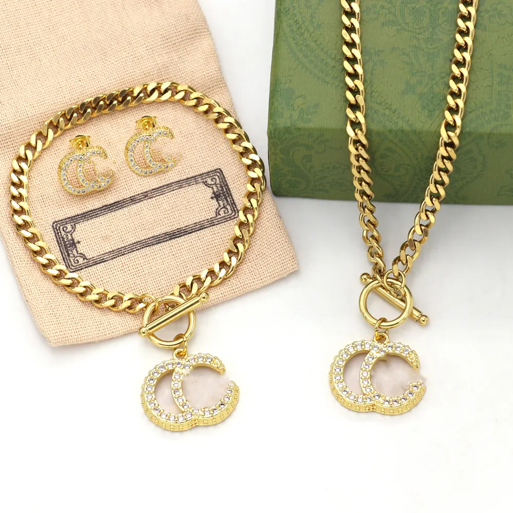 Set di gioielli della collana di braccialetti d'oro 18K di moda in acciaio inossidabile set di gioielli da donna di fascia alta