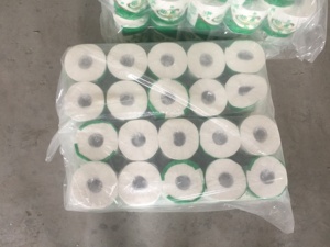 Vente en gros de <span class=keywords><strong>papier</strong></span> <span class=keywords><strong>toilette</strong></span> en pâte vierge 2 plis doux au toucher et essuie-mains pour matière première à usage domestique rouleau jumbo mère - Product Image 2