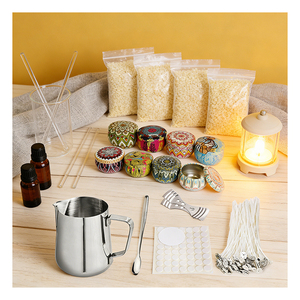 Envase Minimalista para Velas con Tapa Blanca Elegante, Exhibición en Estante de Boutique, Regalo para Novias, Arreglo para Distribución - Product Image 4