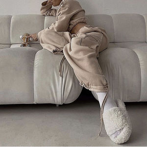 Logo personnalisé coton coupe ajustée en velours, survêtements qualité d'exportation ensemble veste velours recadrée 2pc blanc luxe survêtements pour femmes/ - Product Image 5