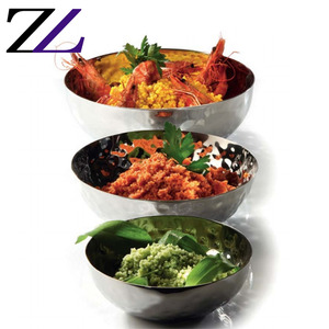 Set di Stoviglie, Ciotole Quadrate in Acciaio Inox Martellato Argento per Buffet, Servizio Dessert e Frutta all'Aperto - Product Image 5