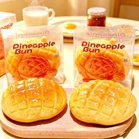 Nouvel Arrivage Jouet Sensoriel Anti-stress Squishy et Croquant, Bloc de Construction Simulation Alimentaire Pain à l'Ananas, Boîte Sonore et Jouet à Presser