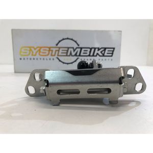 Supporto per Parabrezza YAMAHA T-Max 560 2022-2024 Compatibile con Parabrezza in Plexiglass - Product Image 6