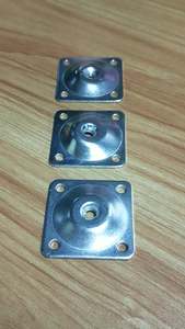 Pie de sofá nórdico patas de madera conectadas con láminas de hierro - Product Image 3