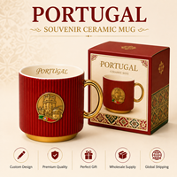 Tasse à café en céramique souvenir de Portugal, Europe, avec badge métallique en relief et rayures verticales, pour tasse en porcelaine fine, personnalisable OEM ODM, vente en gros