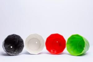 กระถางดอกไม้พลาสติกแบบเกลียวสีสันสดใสสำหรับตกแต่งในร่มและกลางแจ้งกระถางต้นไม้ทรงกลมน้ำหนักเบาทนทานสำหรับสวนในบ้าน - Product Image 5