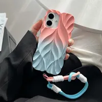 Coque de téléphone à texture feuille plissée dégradée avec dragonne pour iPhone 16 Pro Max 15 14 Plus 13 Coque arrière de protection antichoc