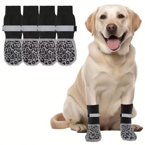 Chaussettes antidérapantes pour chiens, protection des pattes pour sols durs, 4 pièces, pour éviter les griffures et la léchage - Product Image 1