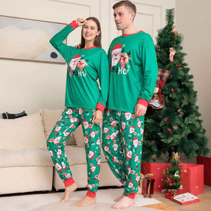 Ensembles de Pyjamas de Noël Coordonnés Famille Très Demandés, Haut à Manches Longues et Pantalon Père Noël - Product Image 2