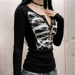 T-shirt gothique pour femme, col en V, manches longues, boutons sur le devant, motif squelette et tibias, tricot côtelé, pour Halloween et l'automne - Product Image 2