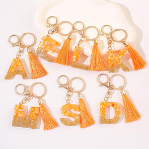 Moda letra <span class=keywords><strong>inicial</strong></span> resina llavero lujo personalizado borla huecograbado impresión coche llave chica bolso mochila colgante - Product Image 1