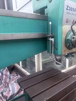 Venta de Fábrica, Precio Económico, Máquina Perforadora Radial de Alta Precisión Z3050 Usada, Motor con Caja de Engranajes, Diámetro de Perforación de 50 mm, 4 kW