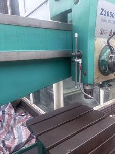 Ventes directes usine – Offre spéciale : Perceuse radiale de haute précision Z3050 d'occasion, moteur de boîte de vitesses, diamètre de perçage 50 mm, 4 kW - Product Image 2