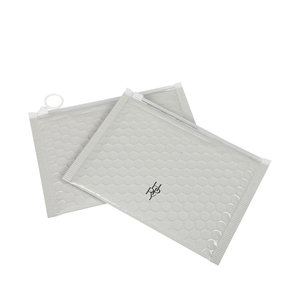 Sobres de Envío de Polietileno con Burbujas, Resistentes y Imprimibles, con Tira Autoadhesiva para Ropa, Electrónicos y Artículos Pequeños - Product Image 2