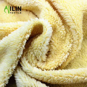 100% Polyester Doux Main Sensation Épais Villeux Tricoté Sherpa <span class=keywords><strong>Polaire</strong></span> <span class=keywords><strong>Tissu</strong></span> Brossé Antistatique pour Mariages Vêtements pour Filles - Product Image 3