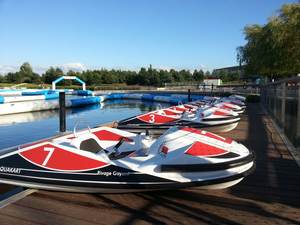 Pista de Carreras Acuática Inflable de Alta Capacidad para Go-Karts |   Circuito Flotante de Tamaño Personalizado para Lagos, Resorts y Parques Acuáticos - Product Image 5