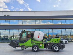 Camión Mezclador de Concreto de Carga Automática Marca Xinyu, 4 Metros Cúbicos, Sistema Hidráulico Importado, 1 Año de Garantía, Uso en Proyectos, en Venta - Product Image 2