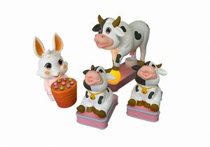 Découvrez l'expérience du traite et de l'alimentation simulés des veaux au parc familial Happy Farm - Product Image 2