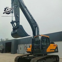 En stock, excavatrice sur chenilles Hyundai HX220HD d'occasion, 22 tonnes, excavatrice hydraulique pour travaux de terrassement et construction d'infrastructure